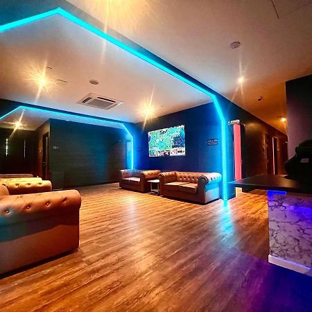 Arena Esports @ Orchard Hotel Сингапур Екстериор снимка
